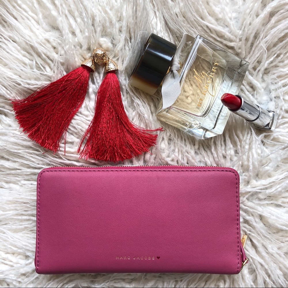 Marc Jacobs Heart Appliqué Continental Wallet